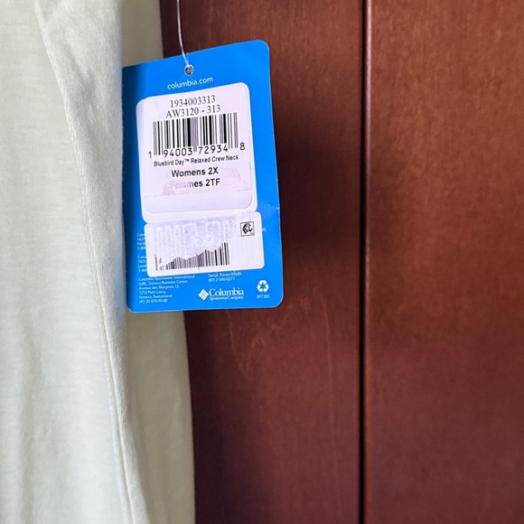 Columbia Bluebird Day Relaxed Crewneck Shortsleeved Tee 2X NWT Light Green - Picture 3 of 7